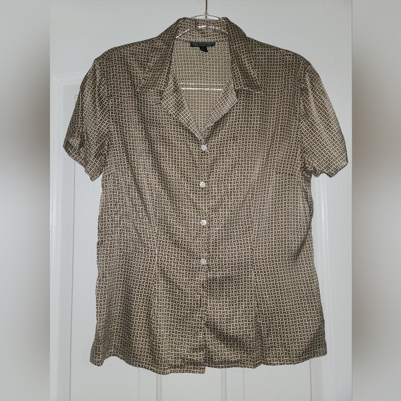 Halston Lifestyle Tops - Halston Lifestyle Silk Logo Blouse size 10